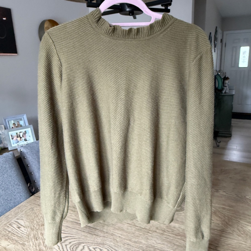 J.Crew Olive Green Ruffle Neck Chevron Ribbed Merino Wool Blend Sweater Small